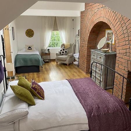 True Colours Apartment In Central Location Bangor  Zewnętrze zdjęcie